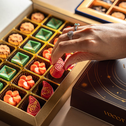 Ivory Collection Box - 24 pcs